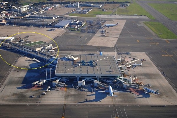 FCO Airport Satellite G Gates from abovea 600x401 Where to Meet at FCO?