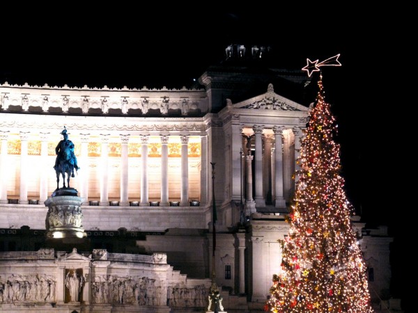 Vittotinao Christmas Tree 600x450 Holiday Events in Rome