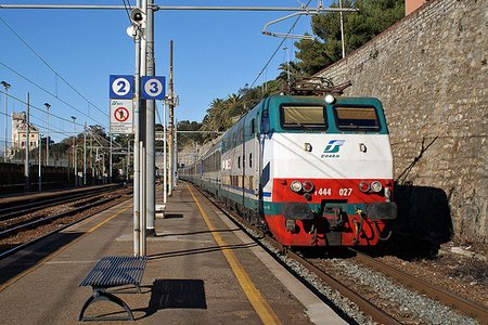 3113022743 7bb1c6ba091 Riding the Trains in Italy