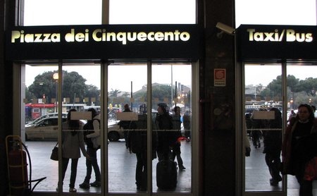 Entrance to Roma Termini Station IMG 3496