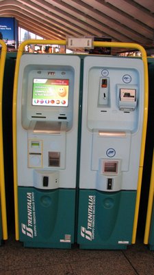 Kiosk that accepts cash! img 3499 1 Buying a Train Ticket