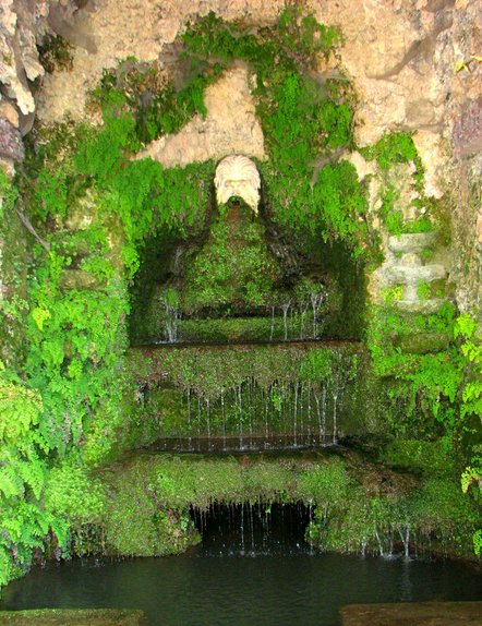 fountain in Villa D'Este