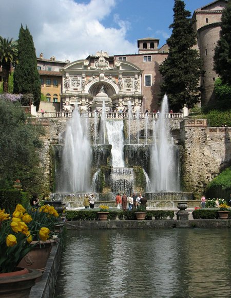Neptune fountain in Villa D'Este