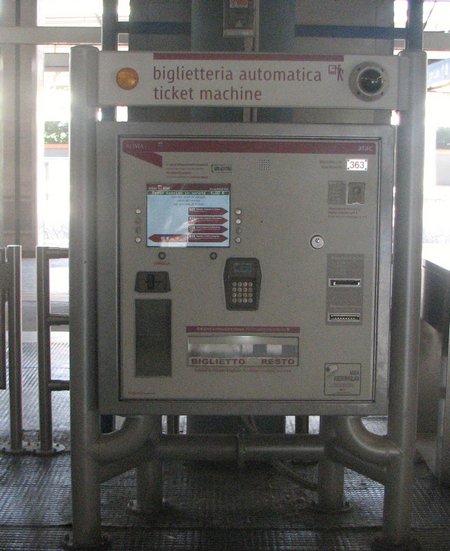 img 4052 Kiosks for Bus & Metro Tickets