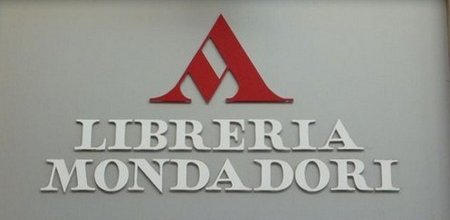 English Bookstores in Rome Libreria Mondadori