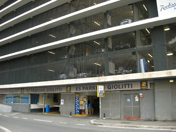 Giolittiparkingbedandbreakfastemanuela.it thumb1 Parking in Rome!
