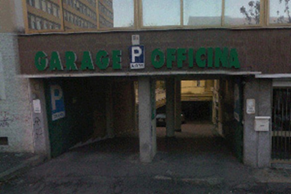 Rosso50 thumb1 Parking in Rome!