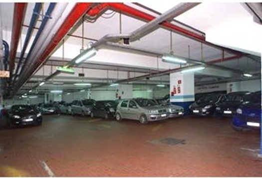 img10 popup 513157280 thumb1 Parking in Rome!