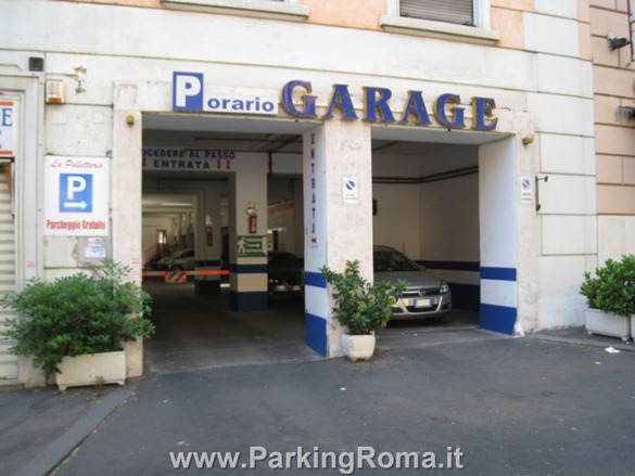 pTuscolo1 thumb1 Parking in Rome!