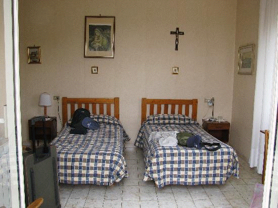 clip_image018 clip image018 Hotel Alternatives in Rome