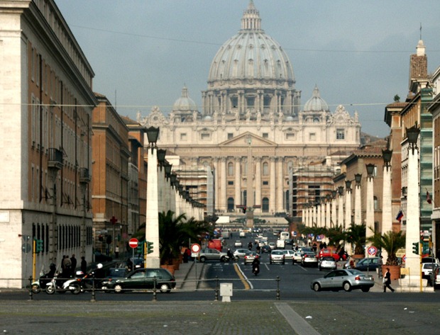 St.PetersBasillicaLongshot thumb Rome in a Day for Cruisers