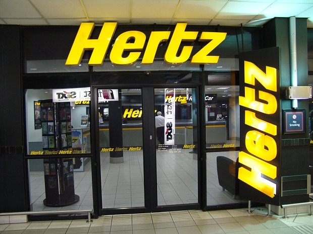 hertzlogoLarge Car Rental Locations in Rome