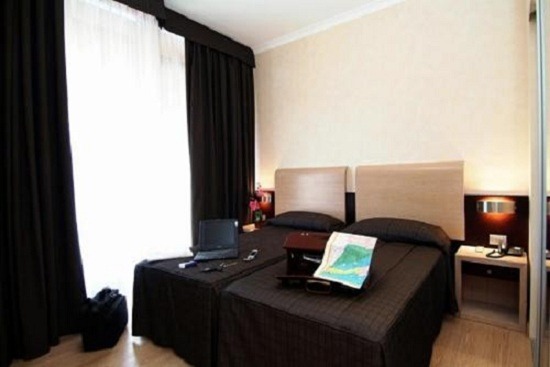 EuroHouseRomeAirport thumb Hotels and B&B&rsquo;s near the FCO Airport