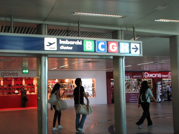 FCOAirportheadedtoBCGatearea thumb Terminal 3 Arrivals at Fiumicino Airport