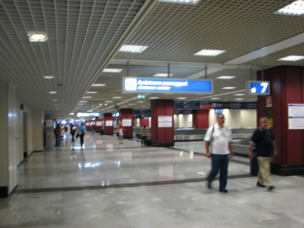 IMG 0192LuggageAreaFCO thumb Terminal 3 Arrivals at Fiumicino Airport