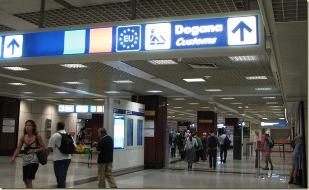IMG 0193LuggageAreaFCO thumb Terminal 3 Arrivals at Fiumicino Airport