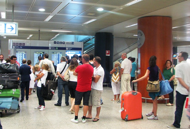 IMG 0573 thumb Terminal 3 Arrivals at Fiumicino Airport