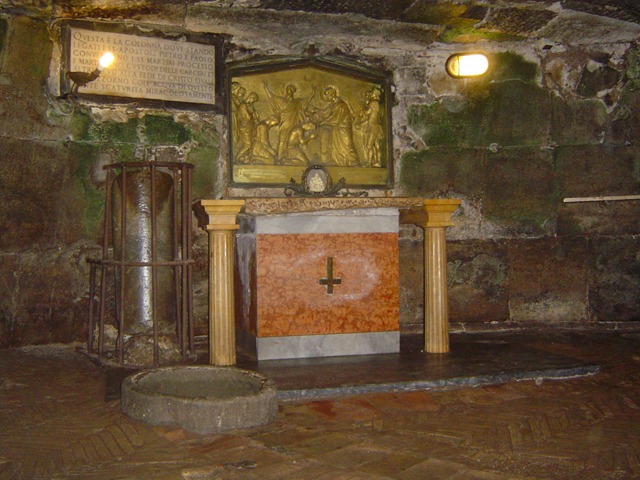 MamertinePrisonlowerlevel Museums & Churches