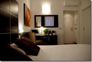 At Home Townhouse 2 thumb Hotels and B&B&rsquo;s near Roma Termini