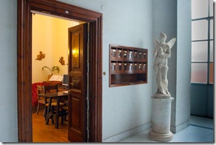 Bed and Breakfast AllObelisco 2 thumb The Best Hotels and B&B&rsquo;s Around the Spanish Steps
