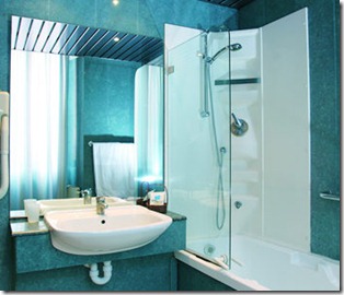 Hotel Madrid venere 2 thumb The Best Hotels and B&B&rsquo;s Around the Spanish Steps