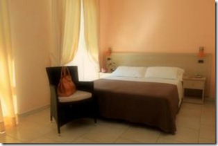 Hotel del Mare 2 thumb Hotels and B&B&rsquo;s near the FCO Airport