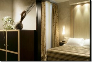 Inn Intown Luxury House 1 thumb The Best Hotels and B&B&rsquo;s Around the Spanish Steps