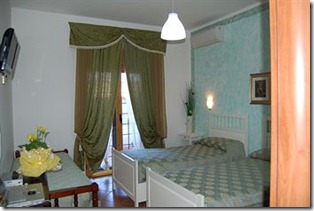 venere Casa del Sole 2 thumb Hotels and B&B&rsquo;s near the FCO Airport