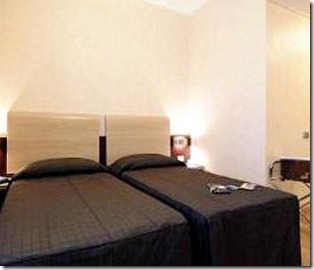 venere euro house suites 4 thumb Hotels and B&B&rsquo;s near the FCO Airport