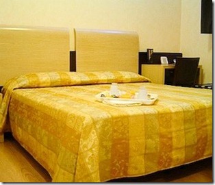 venere euro house suites 5 thumb Hotels and B&B&rsquo;s near the FCO Airport