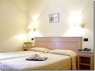 venere hotel milani 3 thumb Hotels and B&B&rsquo;s near Roma Termini