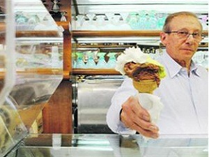 alberto pica thumb Why do we come to Rome? Gelato!!