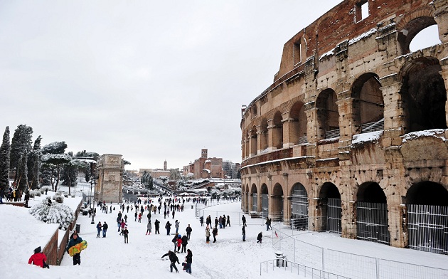 2012-02 Sledding at the Colosseo - Rome in Snow 2012 02 Sledding at the Colosseo Rome in Snow Snow in Rome February 2012!